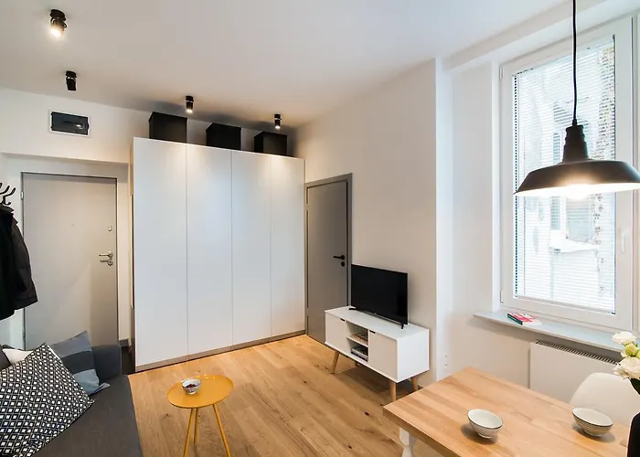 ShortStayPoland Niepodleglosci (B46)